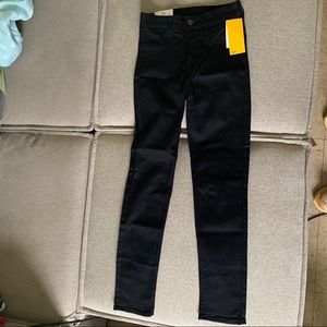 Skinny ankle black jeans